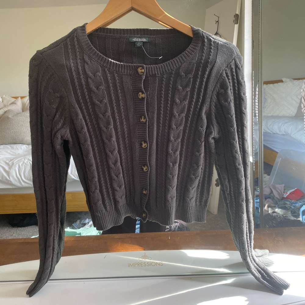Army green sweater